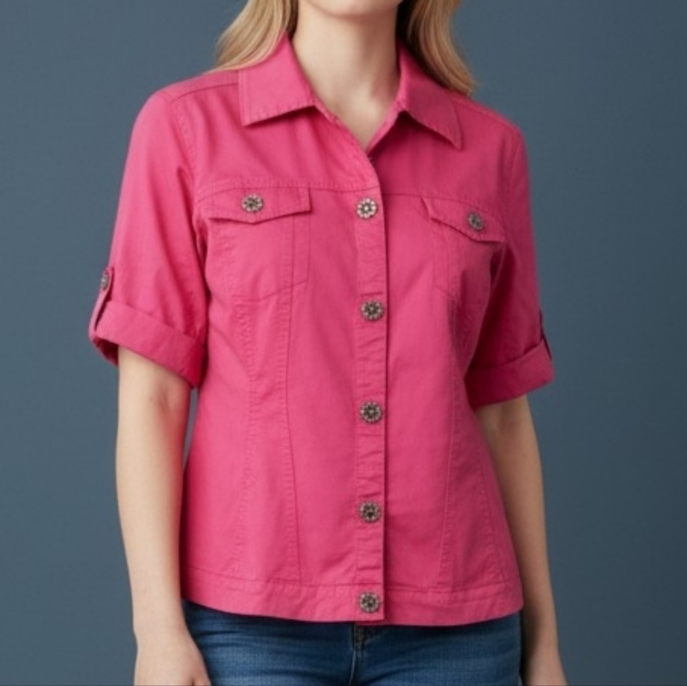 DRESS BARN Hot Pink Short Sleeve Daisy Snap Button Shacket